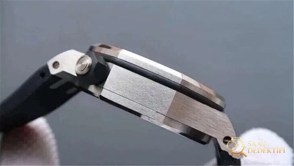 JF Factory Audemars Piguet 15703 en yeni V10 sürümü nasıl, almaya değer mi? - Arka Kapak ve Mekanizma Detayı