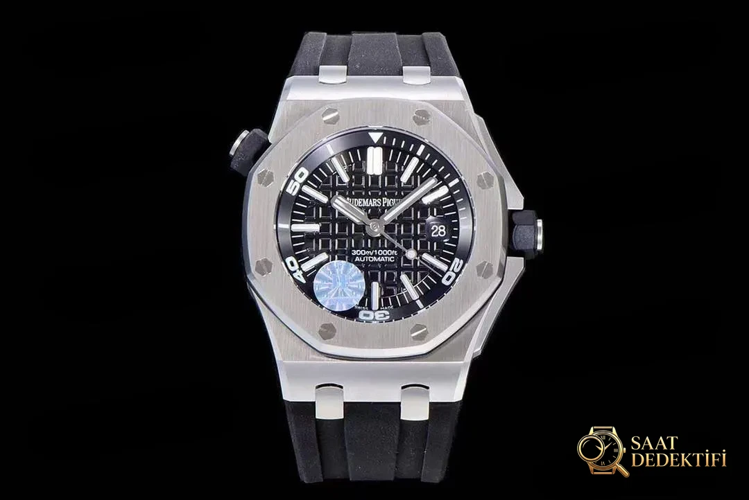Audemars Piguet Royal Oak Offshore 15703 Review - Front View and Case Design