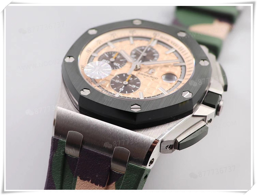 JF Factory Audemars Piguet 26400 Royal Oak Offshore askeri yeşil seramik kamuflaj replika saati gerçeğine ne kadar yakın? — 4. fotoğraf