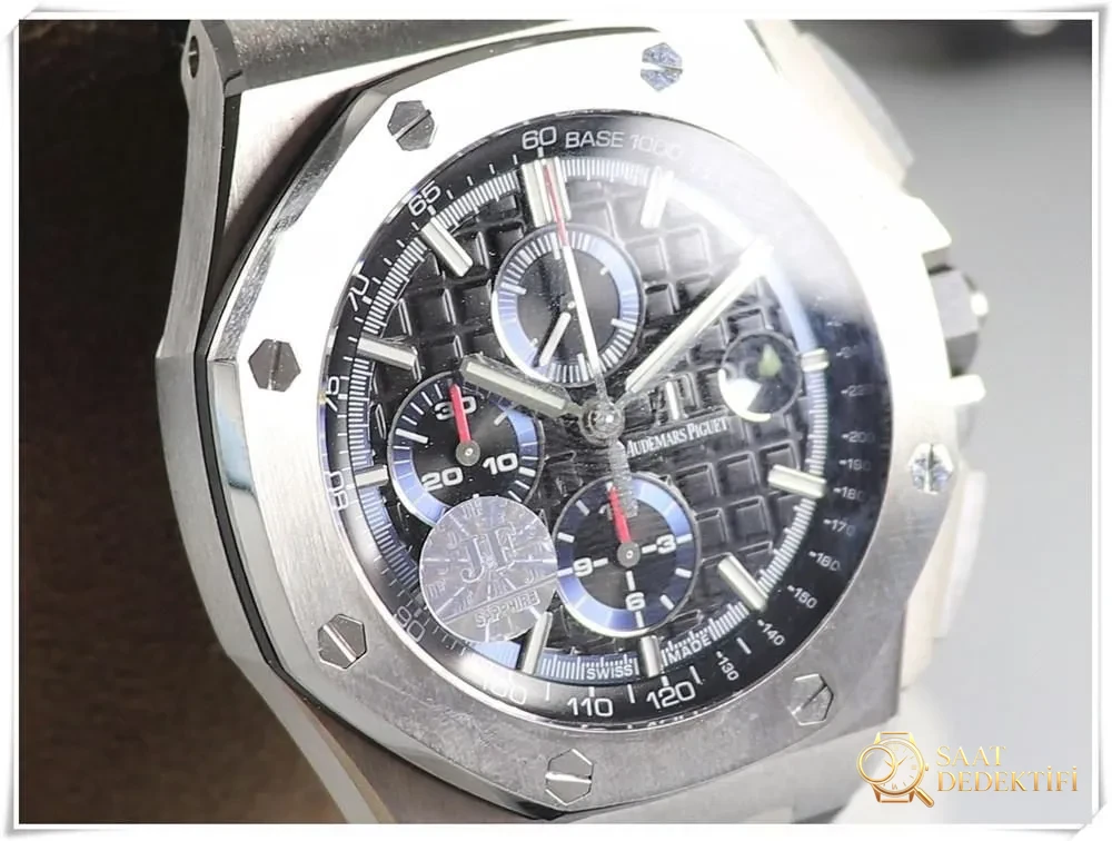 JF Factory Audemars Piguet 26412PT Royal Oak Offshore kronograf saatin kalitesi nasıl? - Arka Kapak ve Mekanizma Detayı