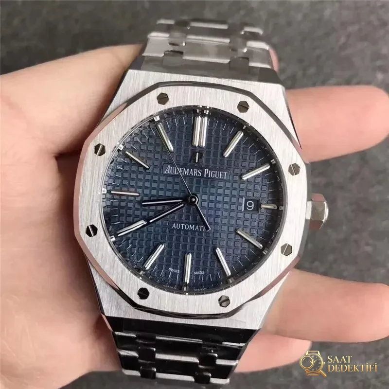 JF Factory Audemars Piguet AP15400 Royal Oak serisi mavi kadran V5 en üst versiyon replika saat incelemesi — detayları yakınlaştırınca nasıl? İlk bakışta sahte belli olur mu? - Arka Kapak ve Mekanizma Detayı
