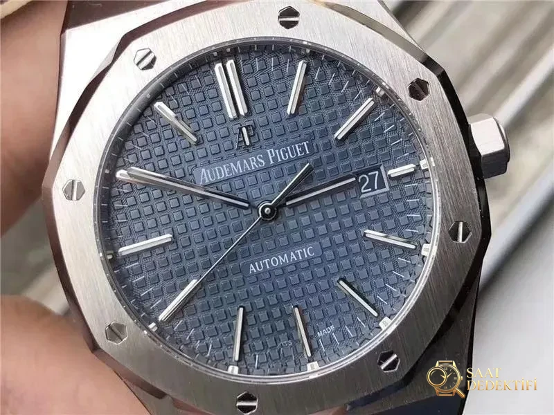 JF Factory Audemars Piguet AP15400 Royal Oak serisi mavi kadran V5 en üst versiyon replika saat incelemesi — detayları yakınlaştırınca nasıl? İlk bakışta sahte belli olur mu? - Makro Kadran ve İndeks İşçiliği