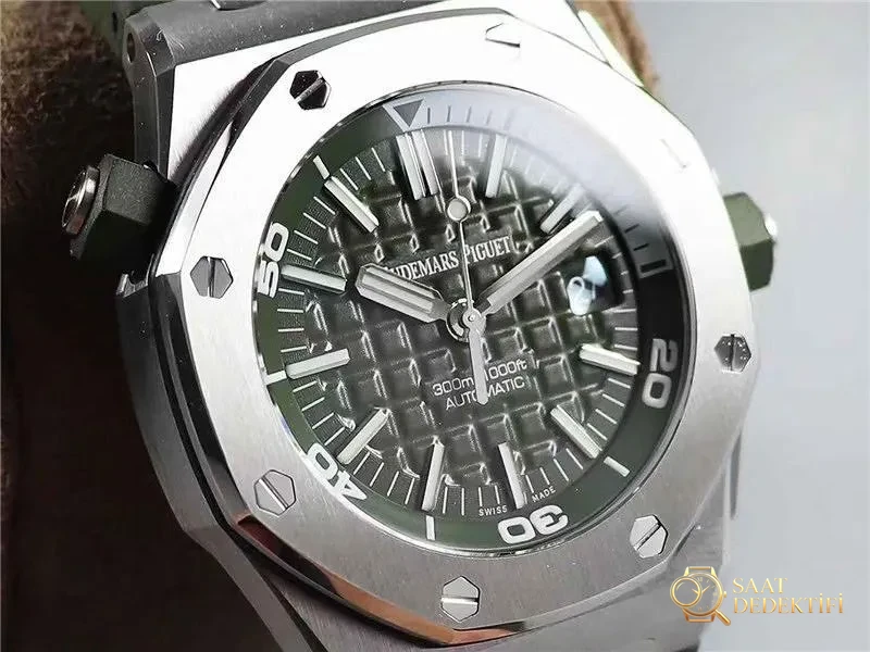 JF Factory Audemars Piguet AP15710ST Askeri Yeşil Royal Oak Offshore İnceleme - Kadran Detayı ve Bezel İşçiliği