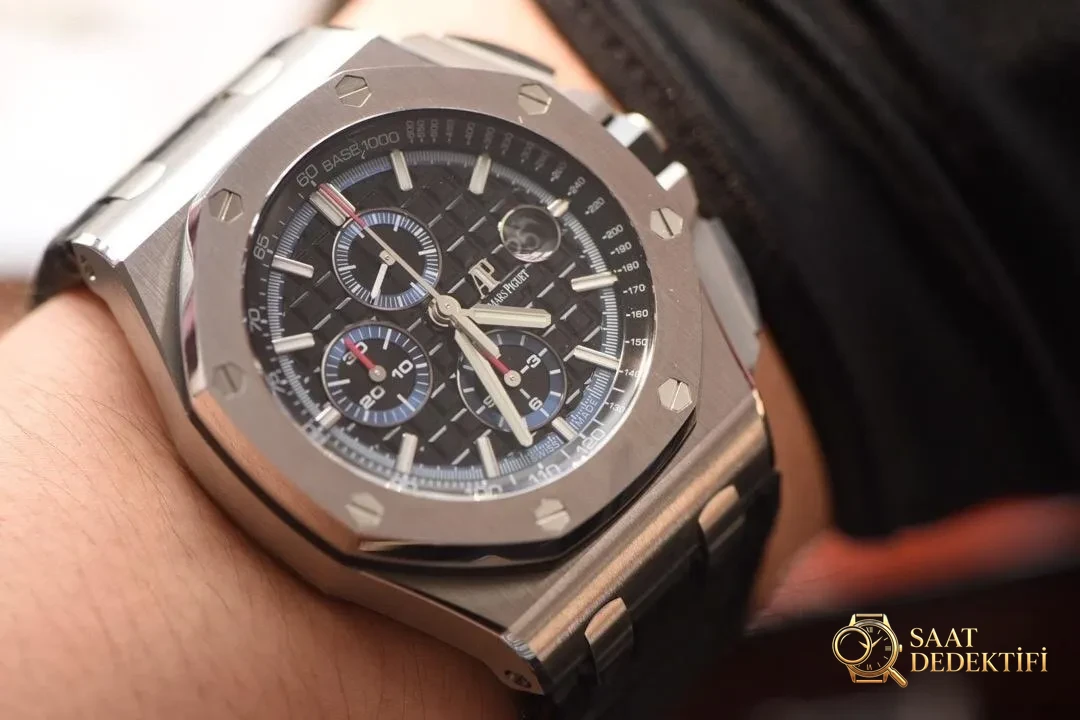 Audemars Piguet Royal Oak Offshore Review - Front View and Case Design