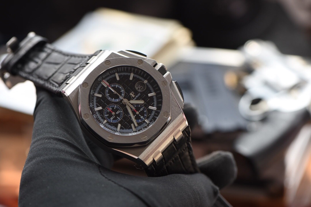 JF Factory Audemars Piguet Royal Oak Offshore serisi AP26412 replika saat incelemesi — 2. fotoğraf