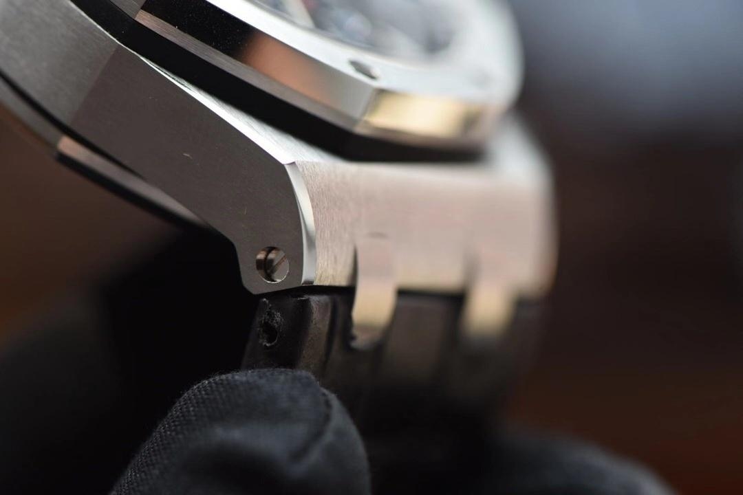 JF Factory Audemars Piguet Royal Oak Offshore serisi AP26412 replika saat incelemesi — 19. fotoğraf