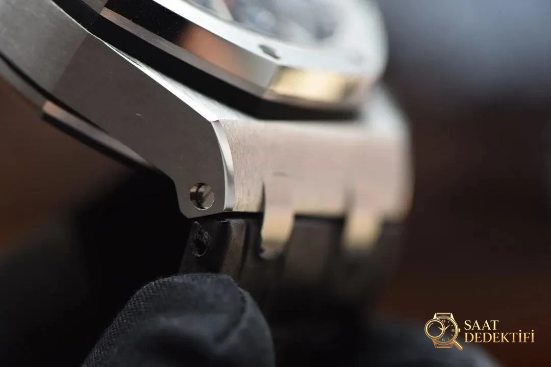 JF Factory Audemars Piguet Royal Oak Offshore series AP26412 replica watch review - Mechanism Wheel Arrangement and Stone Bearings