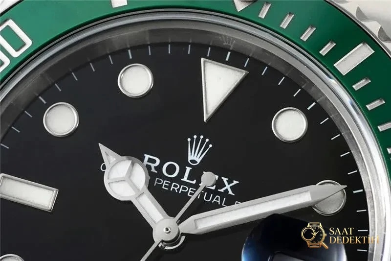 JVS Factory Rolex Yeşil Submariner (Yeşil Su Hayaleti) İşçilik İncelemesi - Arka Kapak ve Mekanizma Detayı