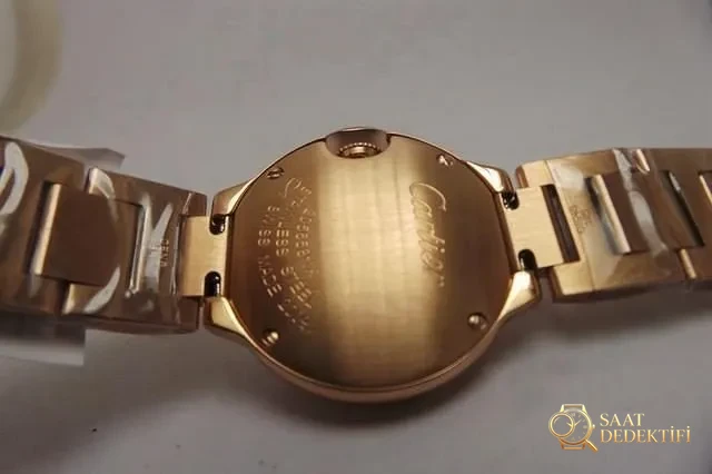 Cartier Ballon Bleu Roze Altın Kasa Arkası