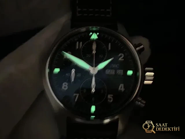 IW387903 Kadran Lume