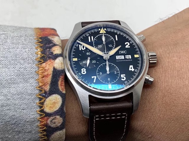 Kahverengi Deri Kayışlı Z Factory Replika IWC Spitfire IW387903 — 11. fotoğraf