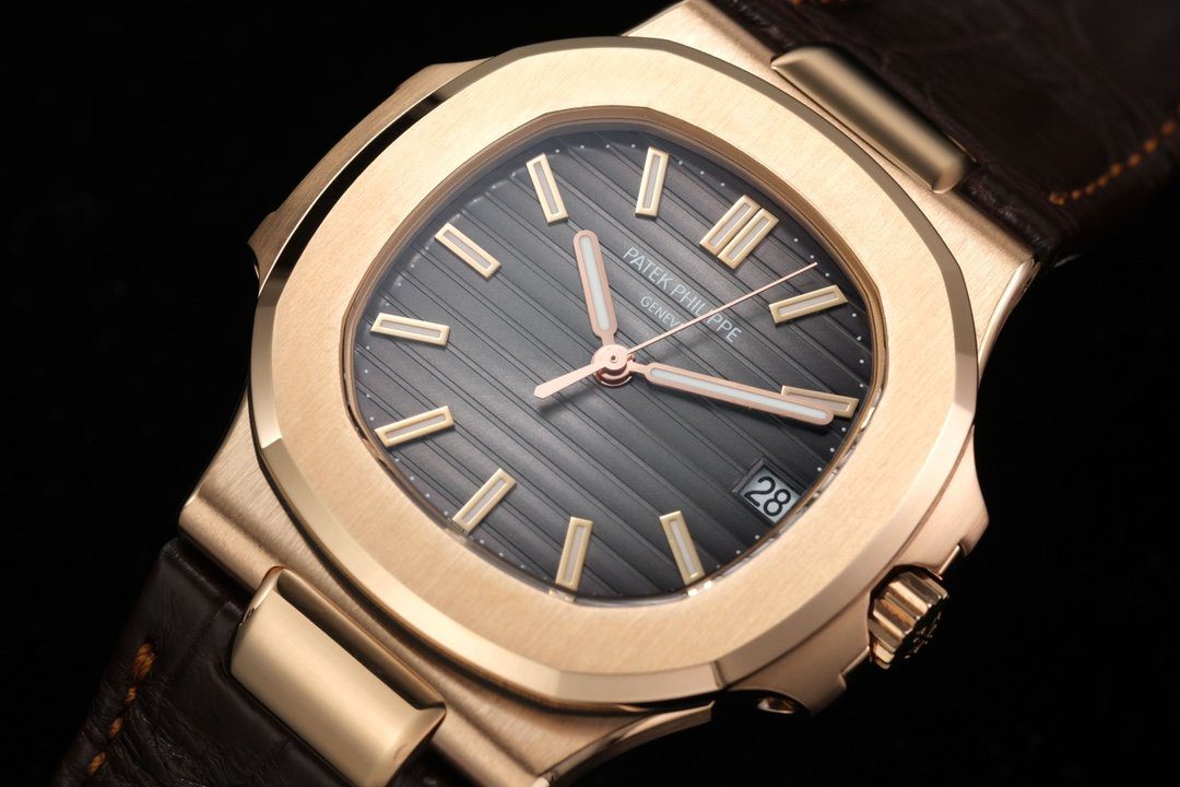Karşılaştırmalı inceleme: 3K Factory PP Patek Philippe Sportif Zarafet serisi 5711/1A 010 kol saati — 12. fotoğraf