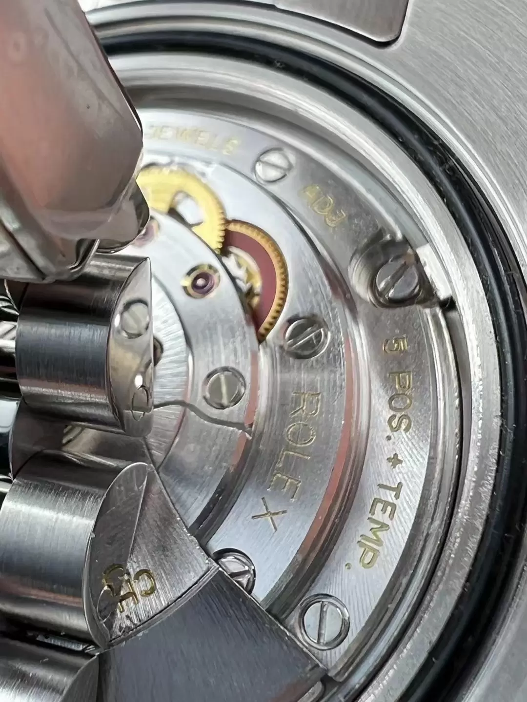 Karşılaştırmalı inceleme: Clean [3285 mekanizma]Rolex GMT-Master II serisi m126710blnr-0002 kol saati (mavi-siyah bezel) — 15. fotoğraf