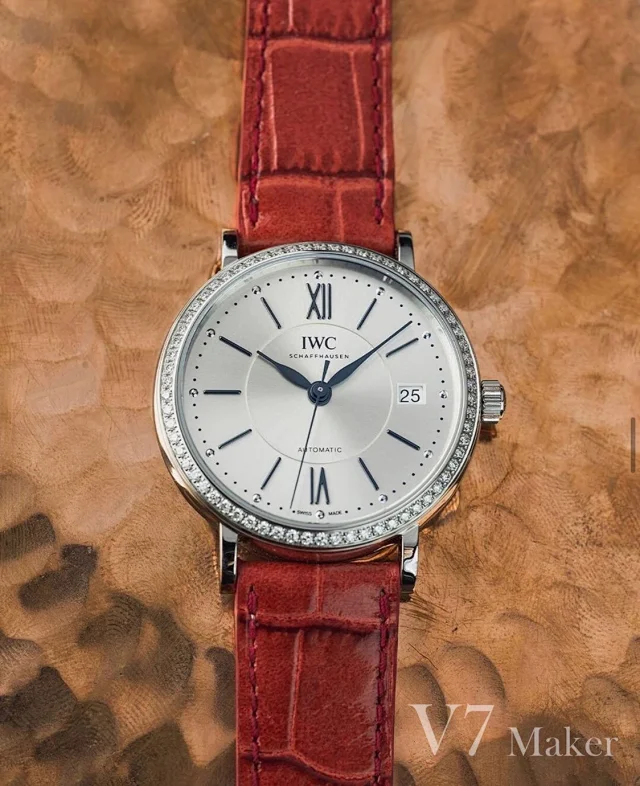 Karşılaştırmalı inceleme: V7 Factory [Kadın Modeli 37 MM] IWC Portofino serisi IW458101 kol saati — 7. fotoğraf