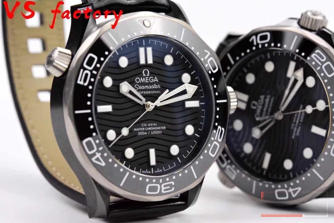 Karşılaştırmalı inceleme: VS Factory [Seramik] OMEGA Seamaster 300M Serisi 210.92.44.20.01.001 kauçuk kayışlı dalış erkek kol saati — 19. fotoğraf