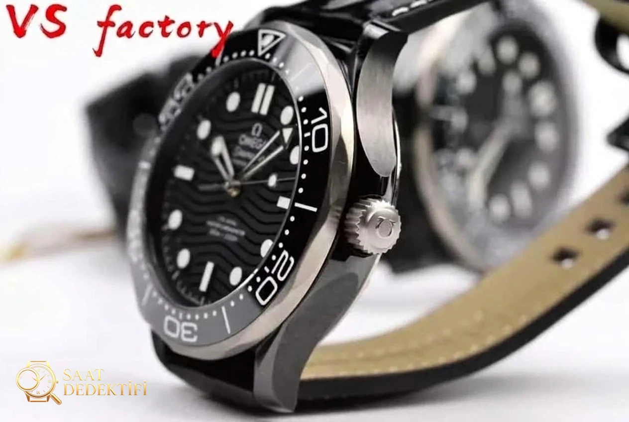 Karşılaştırmalı inceleme: VS Factory [Seramik] OMEGA Seamaster 300M Serisi 210.92.44.20.01.001 kauçuk kayışlı dalış erkek kol saati - Koleksiyon ve Vitrin Görünümü