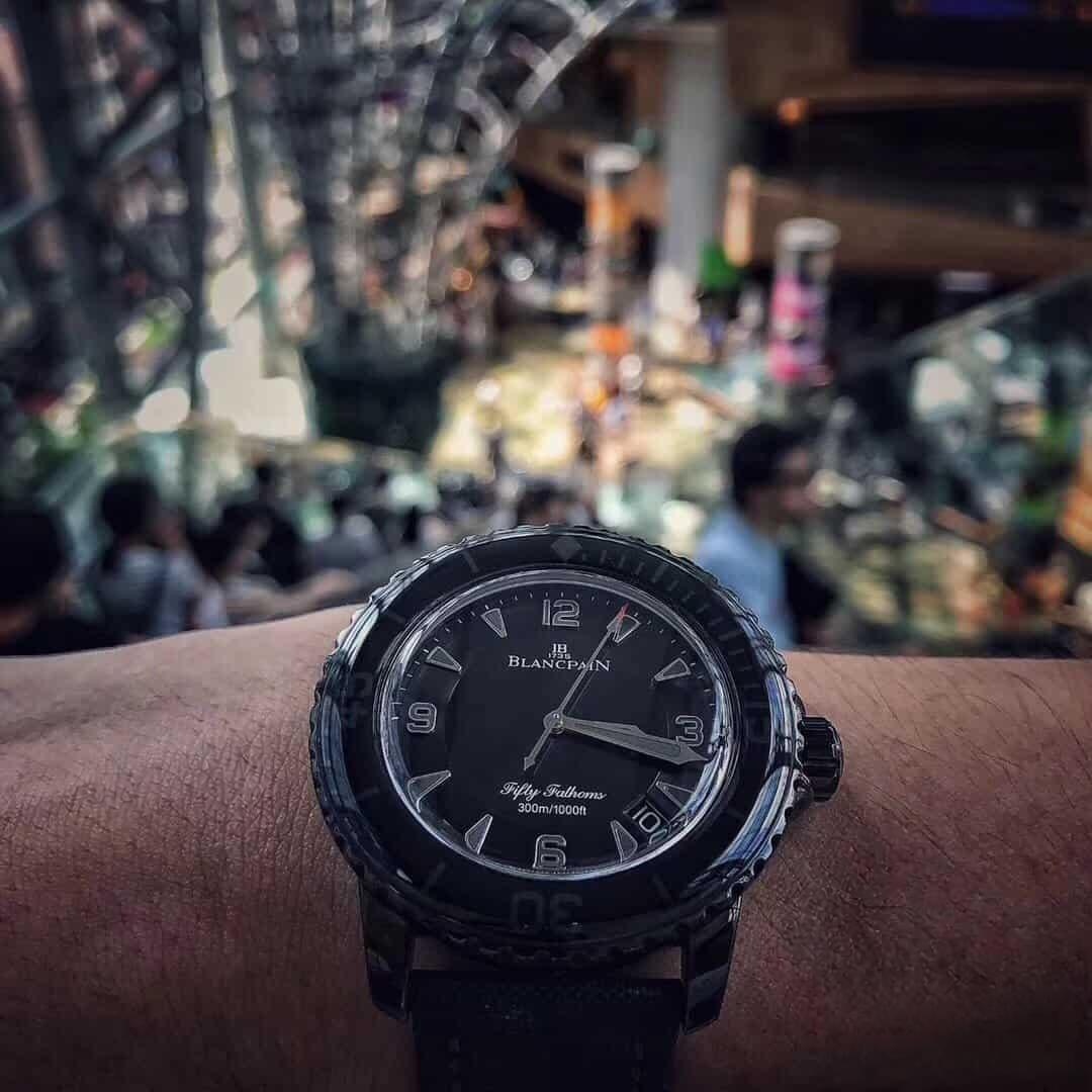 Karşılaştırmalı inceleme: ZF Factory Blancpain Fifty Fathoms 50 Fathoms serisi 5015-11C30-52A kol saati — 13. fotoğraf