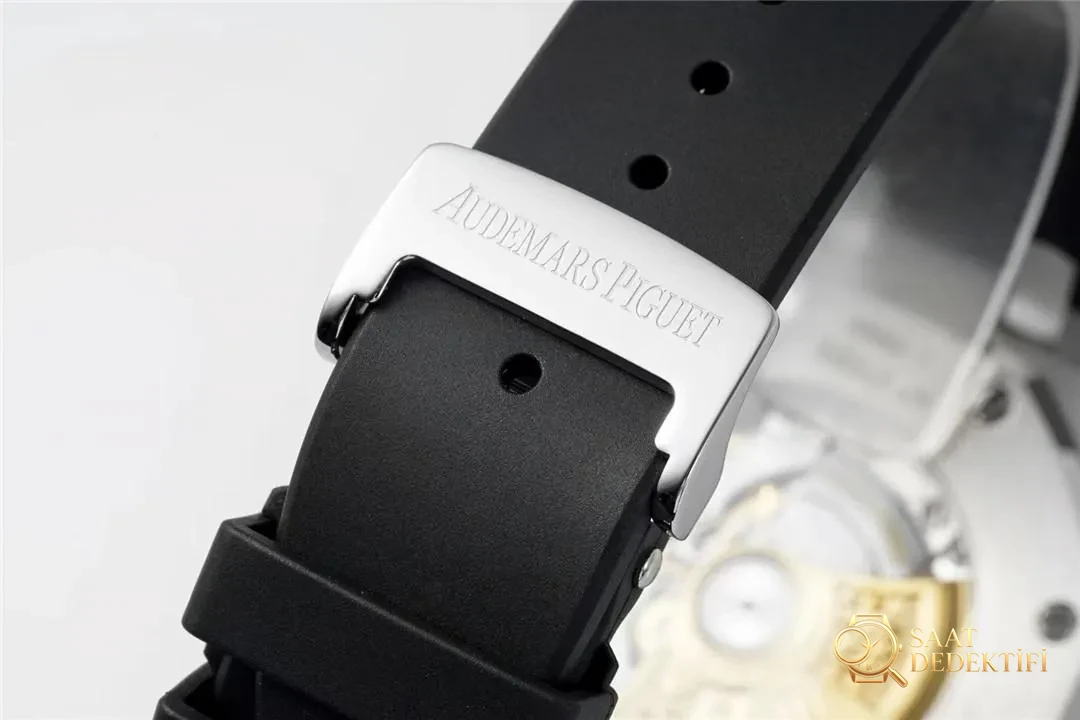 Kauçuk kayışlı APS Factory Audemars Piguet 15400 entegre 3120 mekanizma V3 işçilik incelemesi - Fosfor ve Super-LumiNova Gece Görünümü