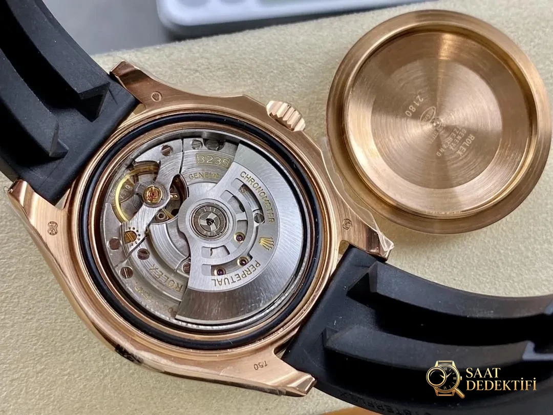 KING Factory KF Factory Replika Rolex Altın Yacht-Master Ağırlıklandırılmış Tam Ağırlık Versiyonu 154 Gram 174 Gram - Mekanizma Zemberek ve Balans Detayı