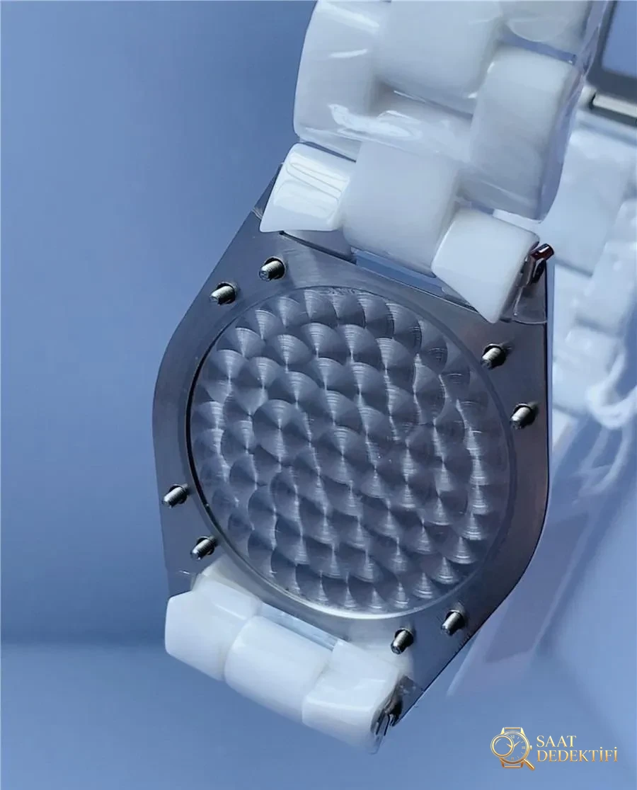 KOR Factory Chanel J12 seramik replika saat incelemesi - Kasa Çeliği ve Polisaj Kalitesi