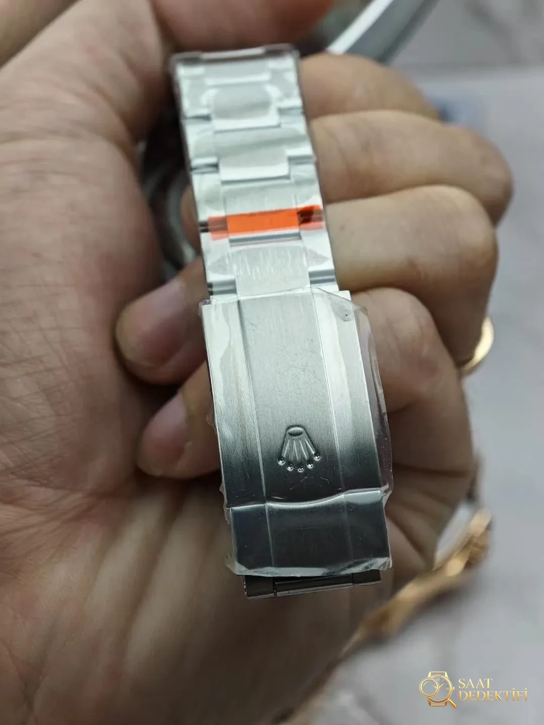 Rolex Oyster Perpetual 126000 Bubble Bracelet