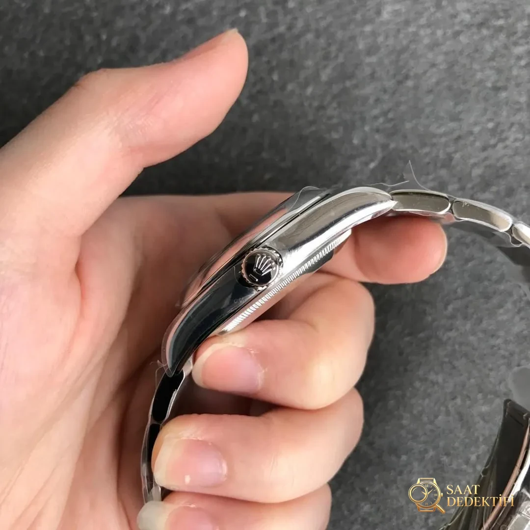 KRF Factory Rolex Oyster Perpetual 36 işçiliği nasıl? Almaya değer mi? - Bezel İçi Rehaut Gravürü ve Hizalaması