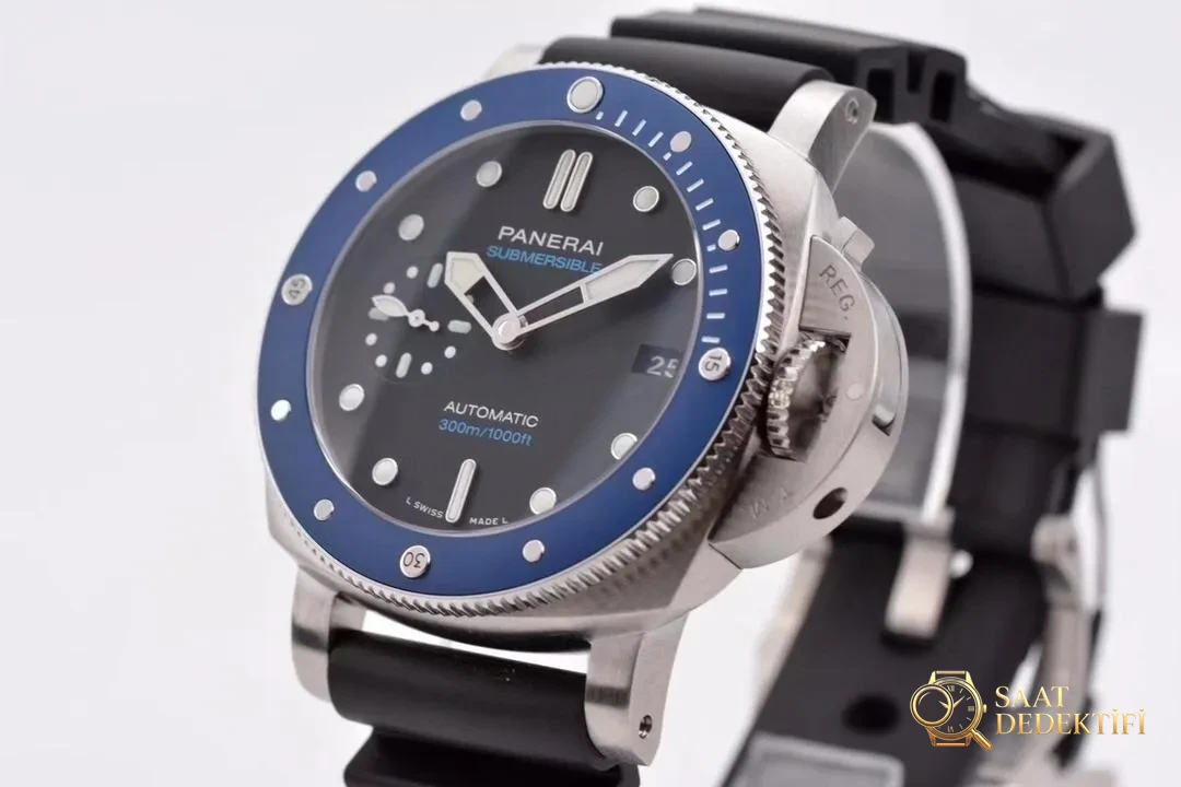 Küçük Kasa Çaplı Panerai: VS Factory 1209 Küçük Mavi Hayalet 42 mm Seramik Bezelli Saat - Klips Kilidi ve Lazer Damgalar