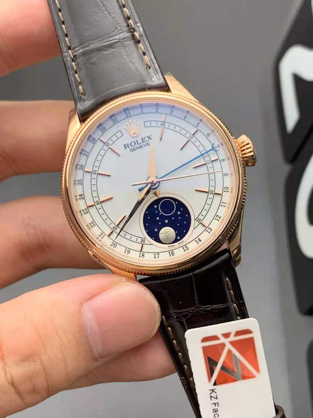 Replika Rolex Cellini Ay Fazı