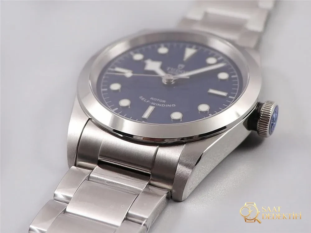 LF Factory Tudor Black Bay 79540: Black Bay 41 mm V2 versiyonunun işçiliği nasıl? - Bilezik, Toka ve Klips Mekanizması
