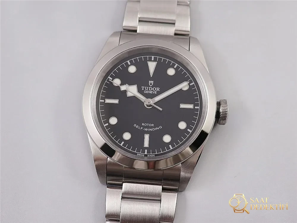 LF Factory Tudor Black Bay 79540: Black Bay 41 mm V2 versiyonunun işçiliği nasıl? - Bilekte Duruş ve Kasa Orantısı