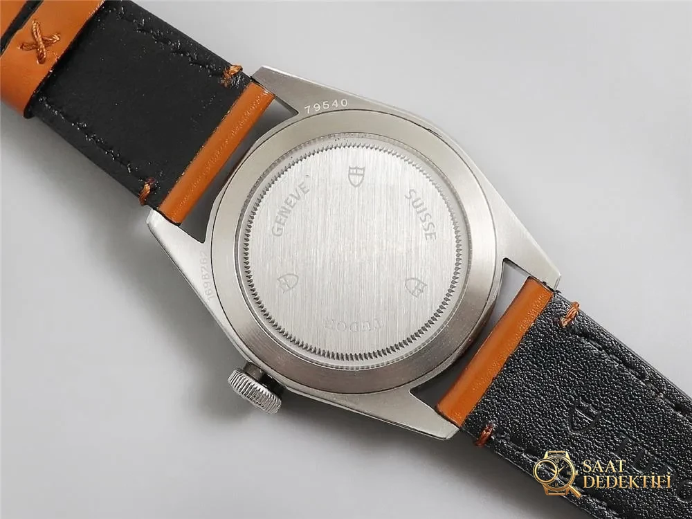 LF Factory Tudor Black Bay 79540: Black Bay 41 mm V2 versiyonunun işçiliği nasıl? - Kasa Çeliği ve Polisaj Kalitesi