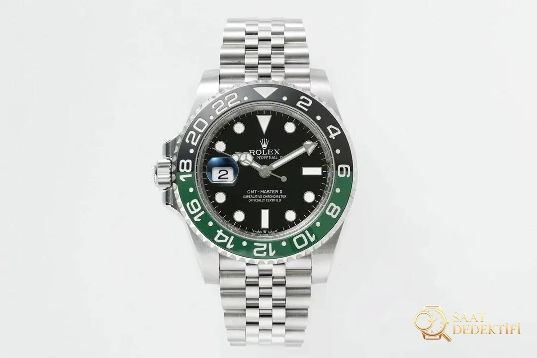 Lüksün yeni sayfası: EWE fabrikasından özenle üretilen Rolex V5 GMT-Master II saat - Yan Profil ve Kordon Bağlantısı