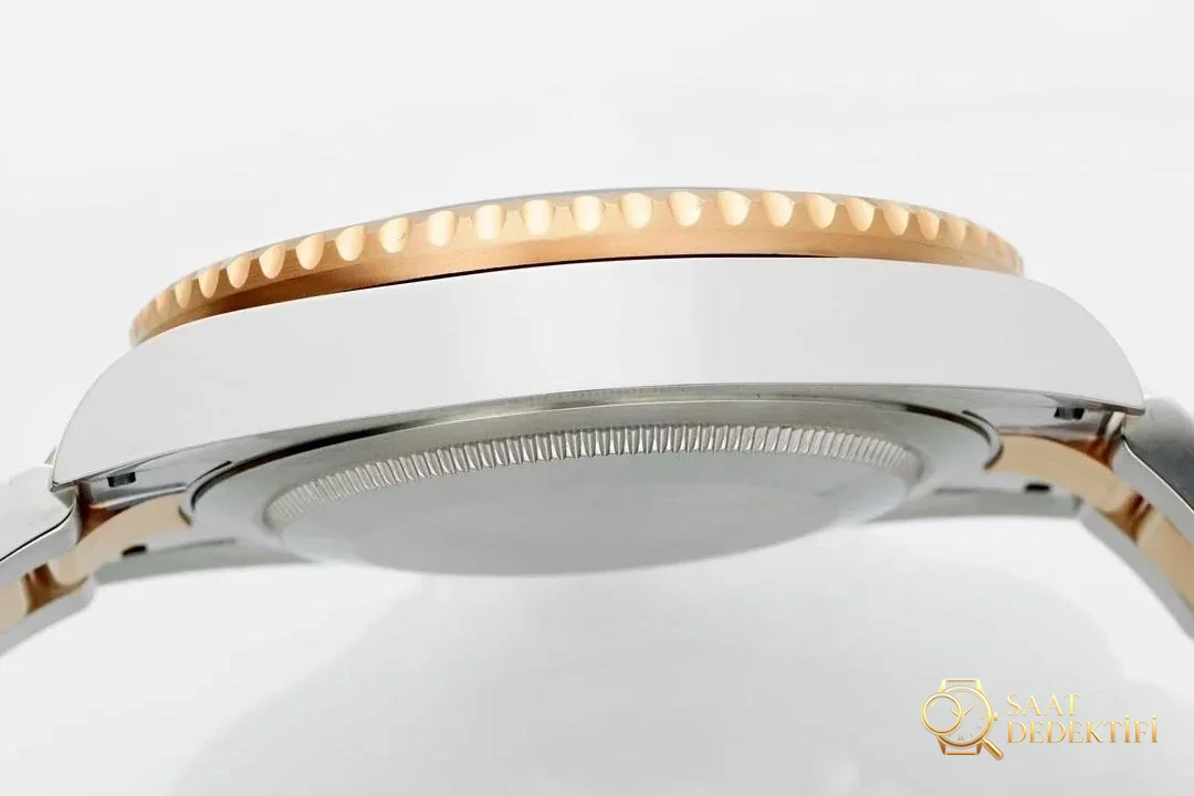 Lüksün yeni sayfası: EWE fabrikasından özenle üretilen Rolex V5 GMT-Master II saat - Kasa Ağırlık ve Denge Orantısı