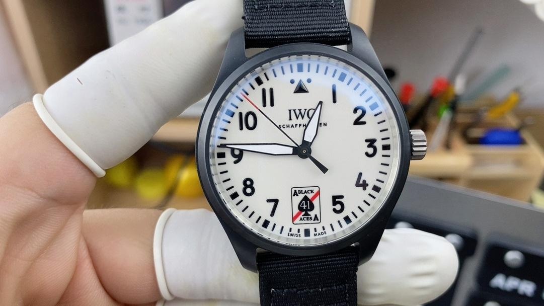 M+ fabrikası IWC Maça Ası 41. Yıl V2 versiyonu güçlü lume özelliğiyle alınmaya değer mi? — 5. fotoğraf
