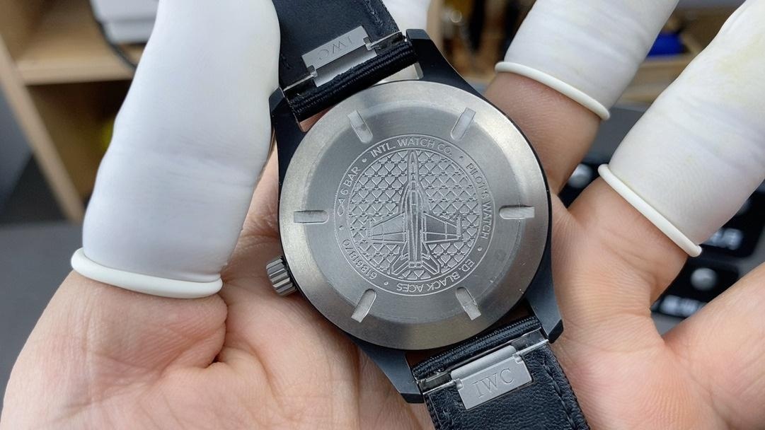 M+ fabrikası IWC Maça Ası 41. Yıl V2 versiyonu güçlü lume özelliğiyle alınmaya değer mi? — 9. fotoğraf