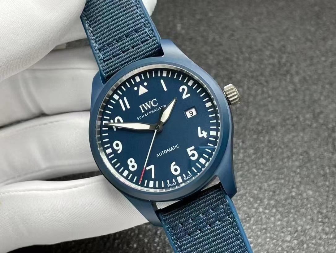 M+ fabrikası IWC Mark 18 IW328101 mavi seramik işçiliği nasıl? — 2. fotoğraf