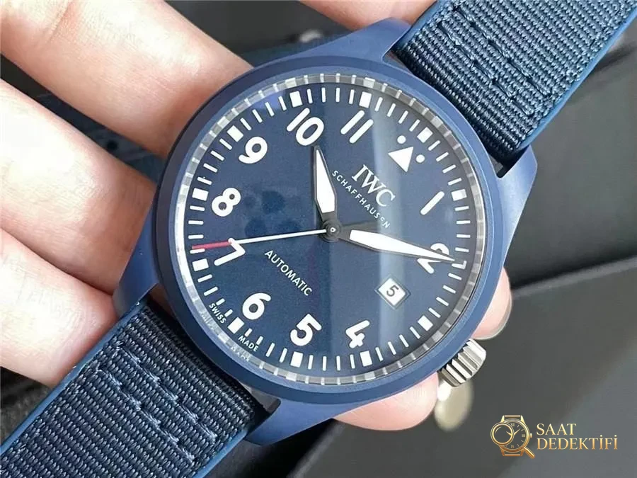 IWC Pilot Replika Saat İncelemesi - Ön Görünüm ve Kasa Tasarımı