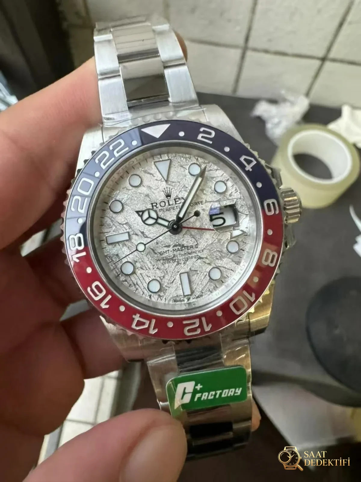 Meteorit Kadranlı En İyi Super Clone GMT-Master II - Tepe Koruması ve Ayar Fonksiyonu