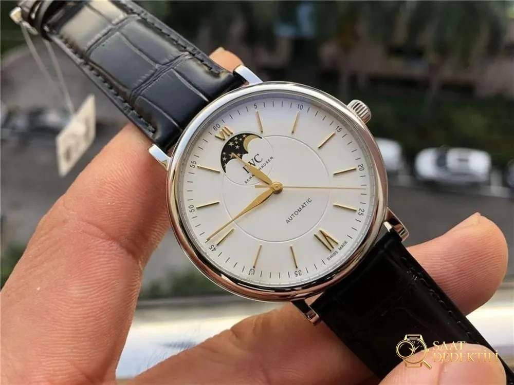 MKS Factory IWC Portofino Ay Evresi «Özel Üretim 35800 Mekanizma» İşçilik İncelemesi - Bilekte Duruş ve Kasa Orantısı