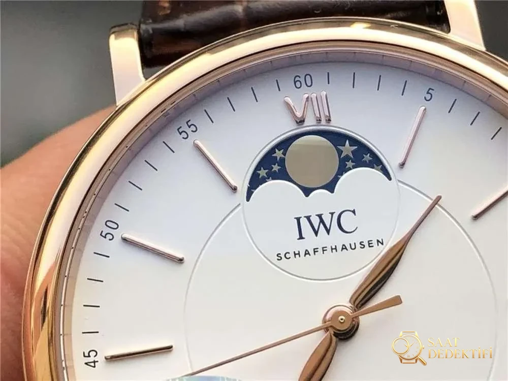 MKS Factory IWC Portofino Ay Evresi «Özel Üretim 35800 Mekanizma» İşçilik İncelemesi - Kasa Ağırlık ve Denge Orantısı