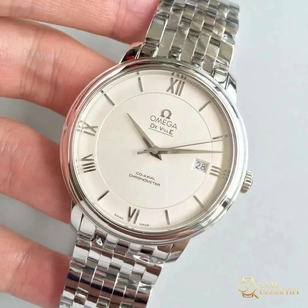 Is the MKS Factory Omega De Ville obvious at a glance? You will learn when you read the review - Case Profile and Crown Review