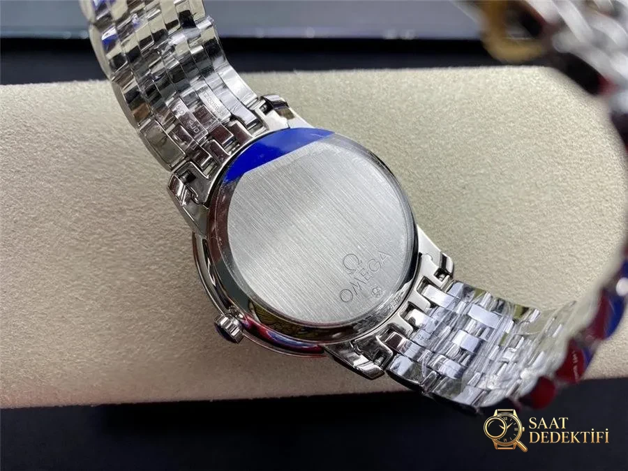 La réplique de la montre MKS Factory Omega De Ville est-elle impossible à distinguer de l'originale ? - Position du poignet et proportion du boîtier
