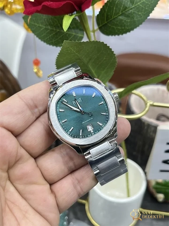 Nautilus 9015 MKS Factory İncelemesi - Ön Görünüm ve Kasa Tasarımı