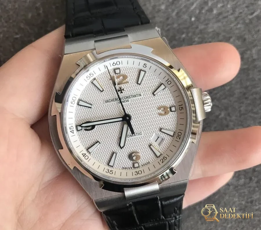 MKS Factory Vacheron Constantin Overseas serisi 2021 yeni model saat incelemesi - Arka Kapak ve Mekanizma Detayı