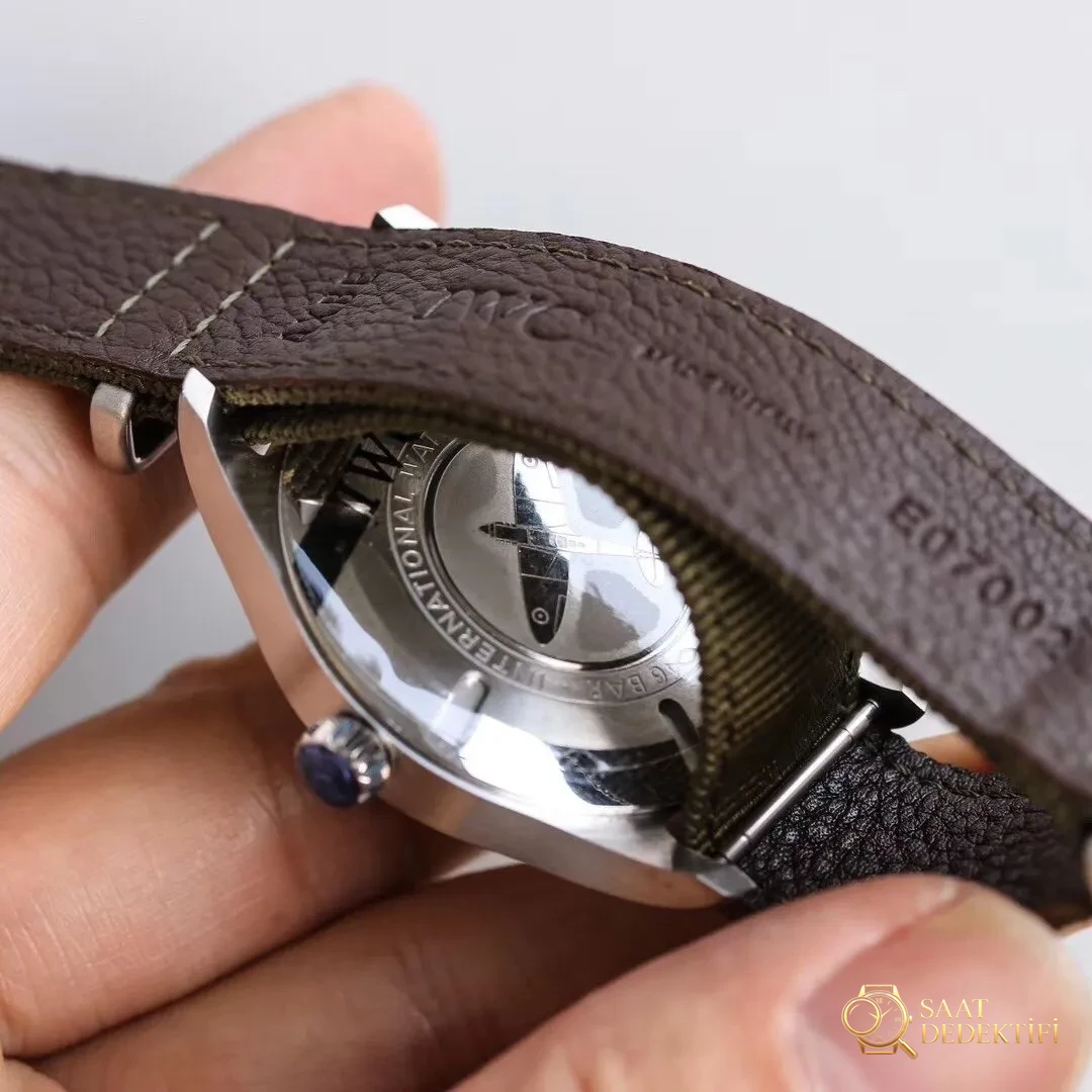 MKS Yeni IWC Spitfire Serisi IW326801 Pilot Saati Replika İncelemesi - Makro Kadran ve İndeks İşçiliği