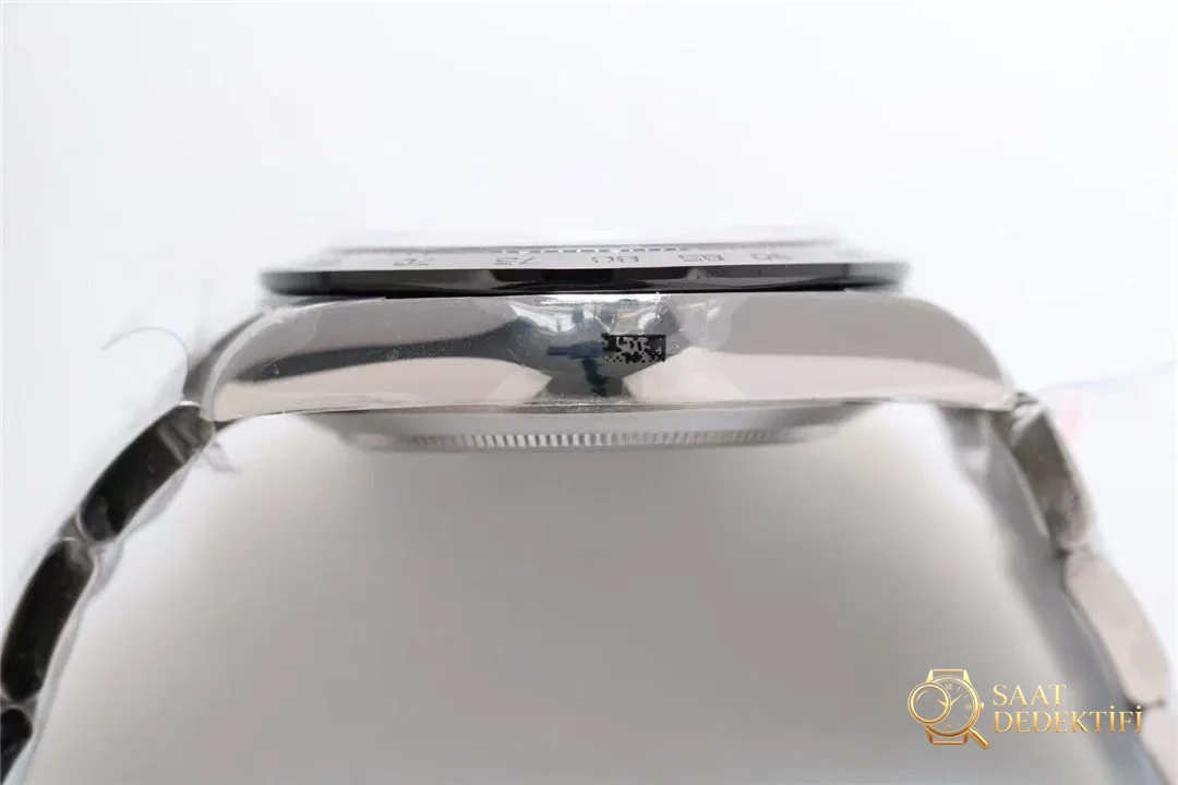 N Factory 4130 Rolex Daytona V4 versiyonu neden bu kadar pahalı? Değerini hak ediyor mu? - Fosfor ve Super-LumiNova Gece Görünümü