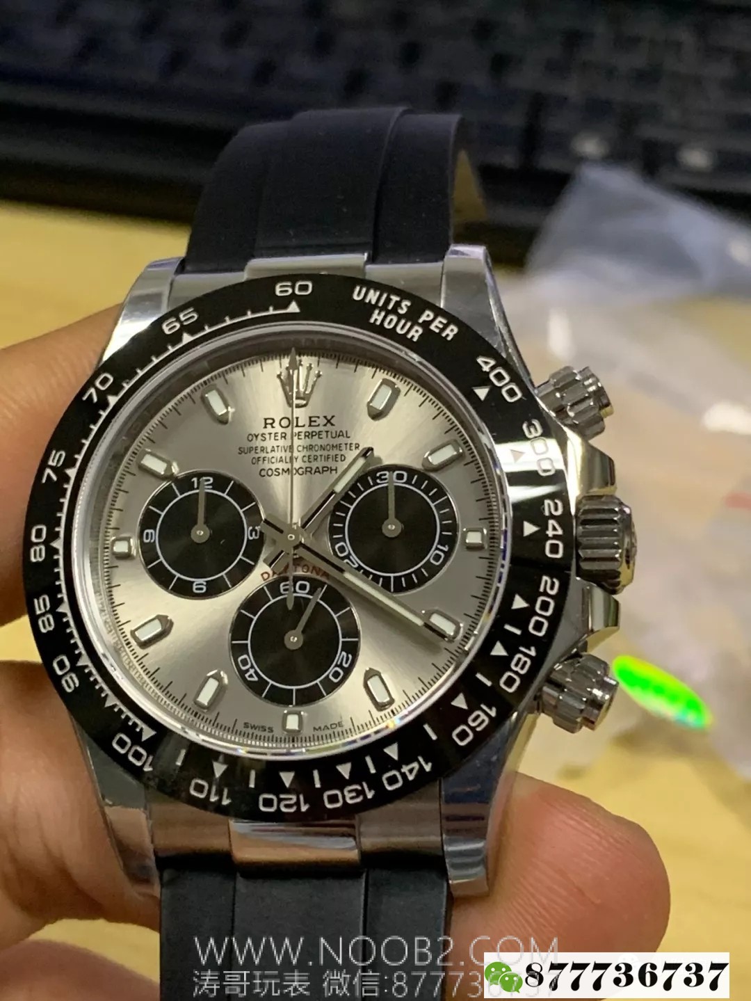 N Factory Rolex 4130 Daytona beyaz altın modelinin yepyeni V3 versiyonu "gri kadranlı panda Daytona" replika saatinde hangi noktalar geliştirildi? — 4. fotoğraf