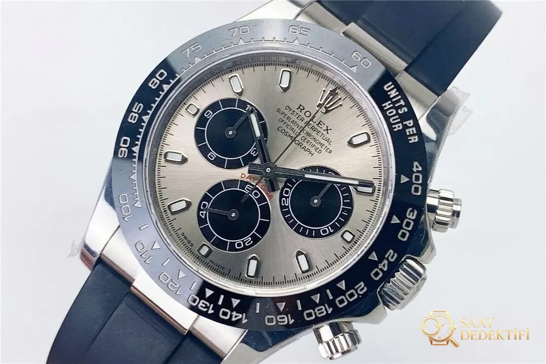 N Factory Rolex 4130 Daytona Grey Rubber Quelle est la version Daytona V5 ? - Détail du cadran et finition de la lunette