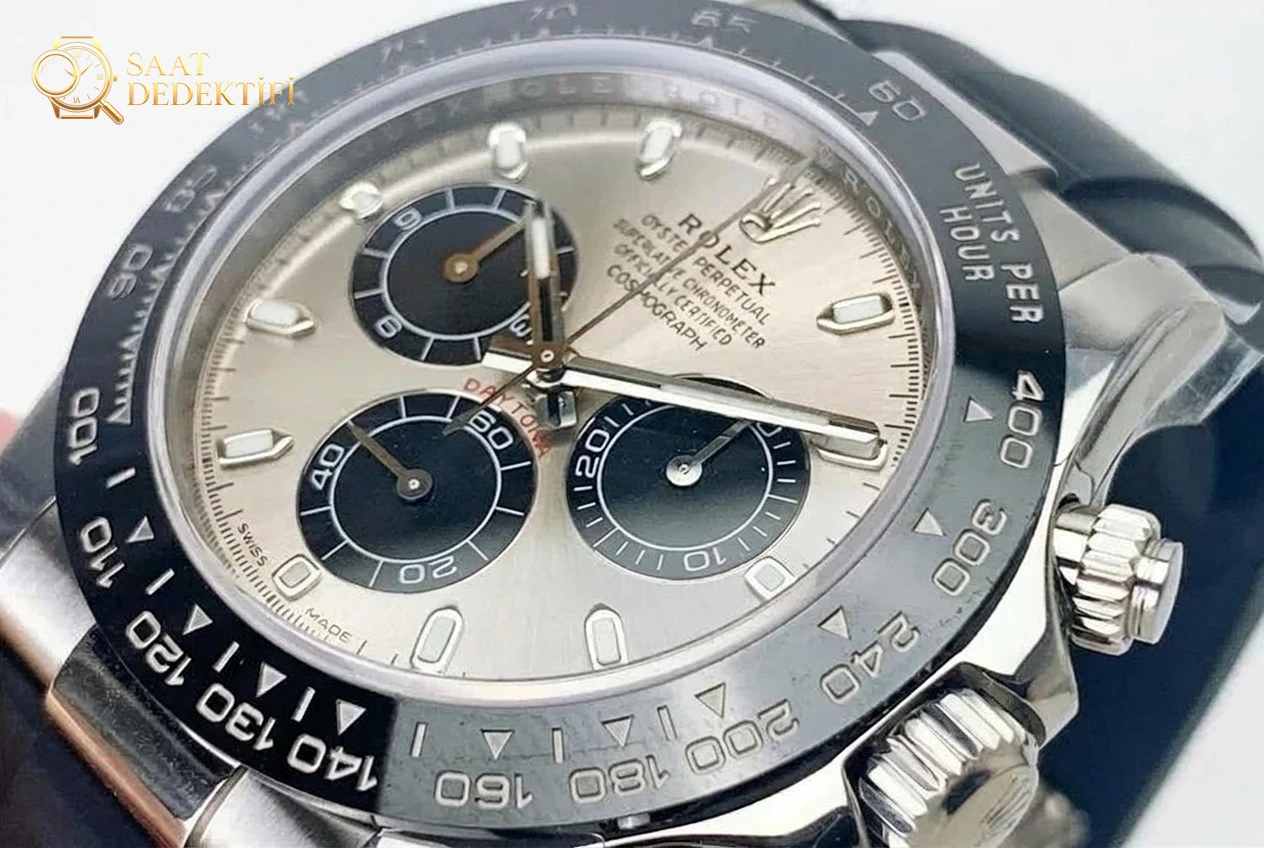 N Factory Rolex 4130 Daytona Grey Rubber Quelle est la version Daytona V5 ? - Mécanisme bracelet, boucle et clip