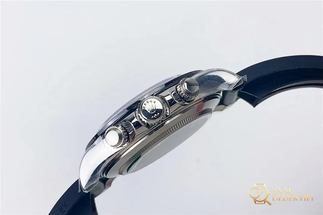 N Factory Rolex 4130 Daytona Grey Rubber Quelle est la version Daytona V5 ? - Clip Lock et tampons laser